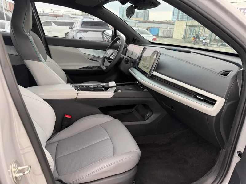 Changan UNI-T 2023 Deuxième génération 1.5T Finition premium intérieur photo 12 Changan UNI-T 2023 Deuxième génération 1.5T Finition premium intérieur photo 12