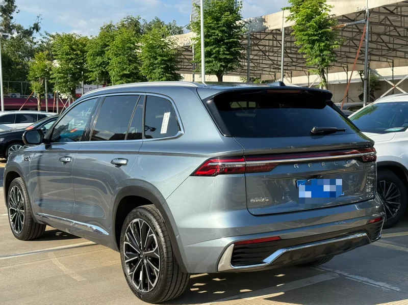 Geely Monjaro 2026 2.0TD Tracción automática en las cuatro ruedas de alta potencia Edición Oriental Yao Mochizuki exterior foto 5 Geely Monjaro 2026 2.0TD Tracción automática en las cuatro ruedas de alta potencia Edición Oriental Yao Mochizuki exterior foto 5
