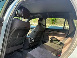 Geely Monjaro 2026 2.0TD Tracción automática en las cuatro ruedas de alta potencia Edición Oriental Yao Mochizuki interior foto 11 Geely Monjaro 2026 2.0TD Tracción automática en las cuatro ruedas de alta potencia Edición Oriental Yao Mochizuki interior foto 11