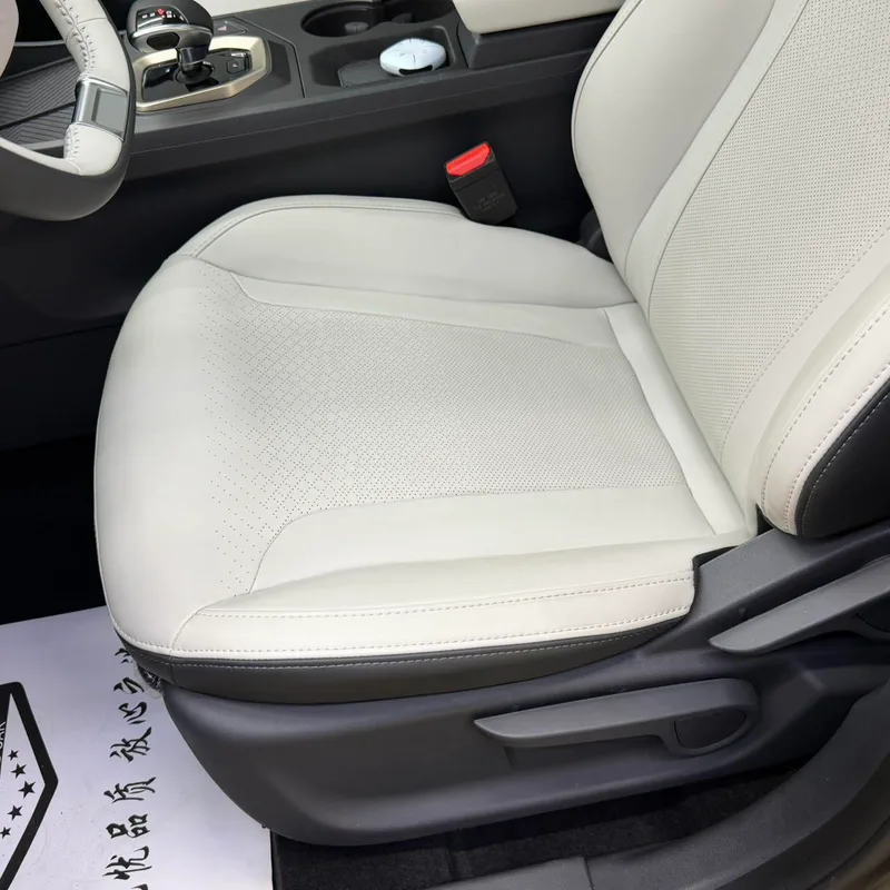 Jetour Dasheng 2023 1.5T DCT Estrellas PRO interior foto 12 Jetour Dasheng 2023 1.5T DCT Estrellas PRO interior foto 12