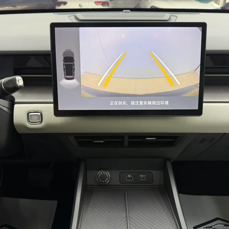 Jetour Dasheng 2023 1.5T DCT Estrellas PRO interior foto 17 Jetour Dasheng 2023 1.5T DCT Estrellas PRO interior foto 17