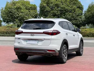 Hyundai Tucson 2020 280TGDi Dual-clutch two-drive smart joint version Country VI exterior photo 5 Hyundai Tucson 2020 280TGDi Dual-clutch two-drive smart joint version Country VI exterior photo 5