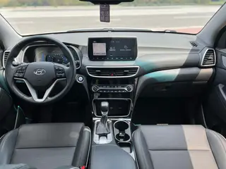 Hyundai Tucson 2020 280TGDi Dual-clutch two-drive smart joint version Country VI interior photo 12 Hyundai Tucson 2020 280TGDi Dual-clutch two-drive smart joint version Country VI interior photo 12