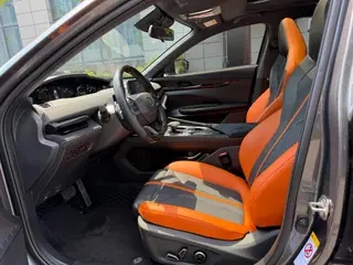 Changan UNI-V 2025 1.5T 500Bar Luxury sports-style exterior photo 7 Changan UNI-V 2025 1.5T 500Bar Luxury sports-style exterior photo 7