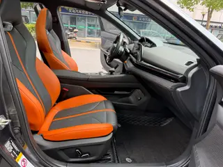 Changan UNI-V 2025 1.5T 500Bar Luxury sports-style interior photo 13 Changan UNI-V 2025 1.5T 500Bar Luxury sports-style interior photo 13