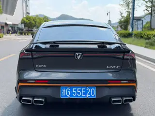 Changan UNI-V 2025 1.5T 500Bar Luxury sports-style interior photo 15 Changan UNI-V 2025 1.5T 500Bar Luxury sports-style interior photo 15