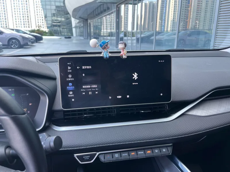 Geely Preface 2021 2.0T Luxury type+ interior photo 11 Geely Preface 2021 2.0T Luxury type+ interior photo 11