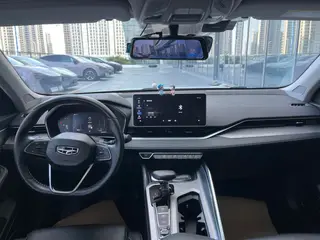 Geely Preface 2021 2.0T Luxury type+ interior photo 15 Geely Preface 2021 2.0T Luxury type+ interior photo 15