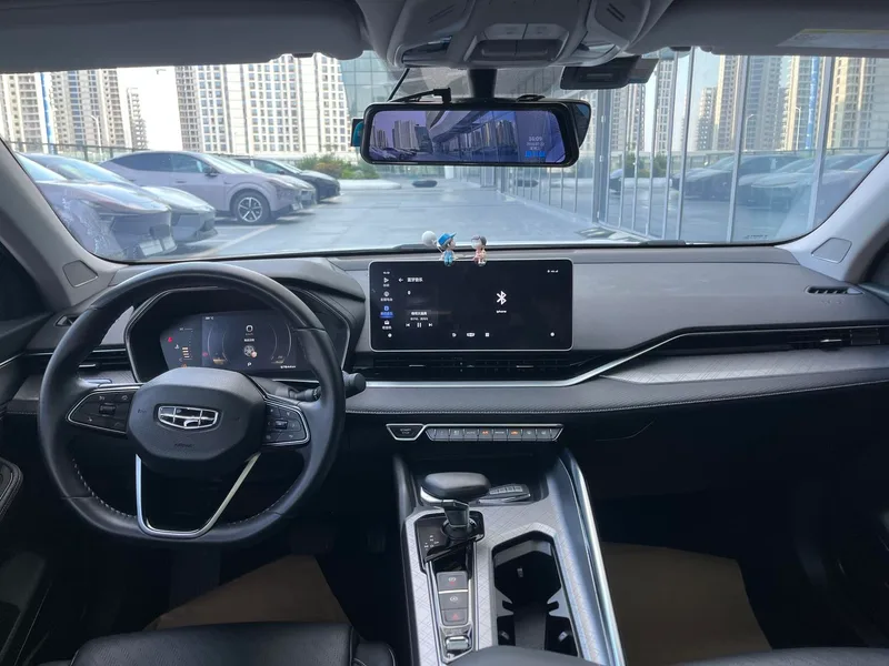 Geely Preface 2021 2.0T Luxury type+ interior photo 15 Geely Preface 2021 2.0T Luxury type+ interior photo 15