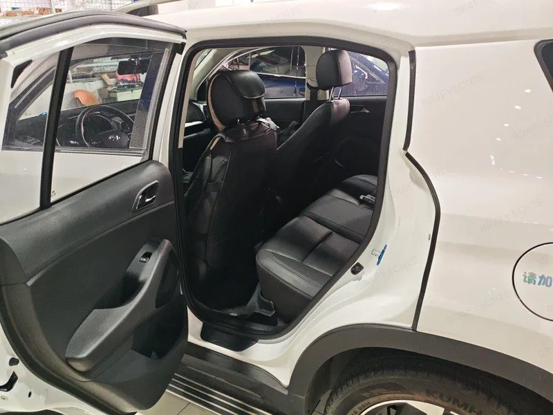 Hyundai ix35 2021 2.0L Automatic two-wheel drive leading version GLS interior photo 6 Hyundai ix35 2021 2.0L Automatic two-wheel drive leading version GLS interior photo 6