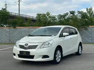 Toyota Verso 2014 Étoile 180E CVT Version d'élite