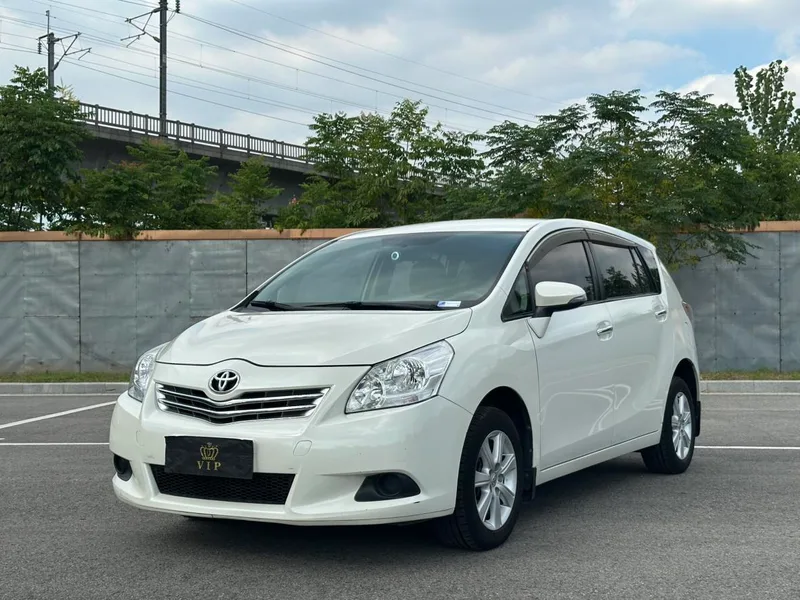 Toyota Verso 2014 Star Brilliance 180E CVT Elite Edition exterior photo 1 Toyota Verso 2014 Star Brilliance 180E CVT Elite Edition exterior photo 1