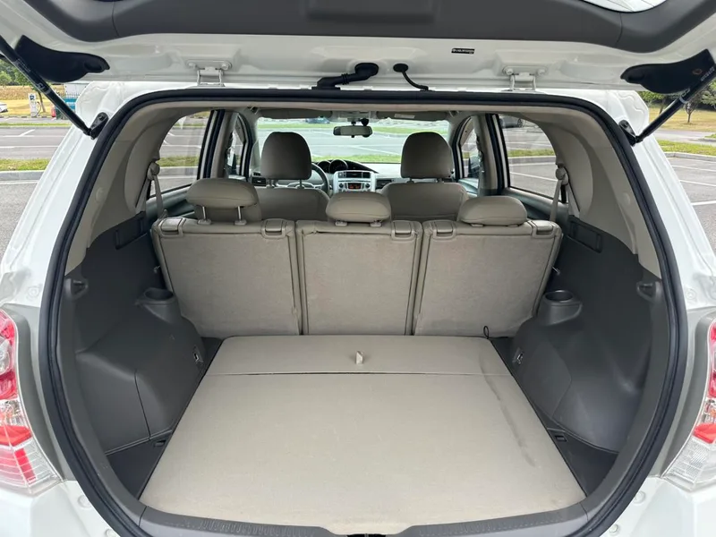 Toyota Verso 2014 Star Brilliance 180E CVT Elite Edition exterior photo 8 Toyota Verso 2014 Star Brilliance 180E CVT Elite Edition exterior photo 8