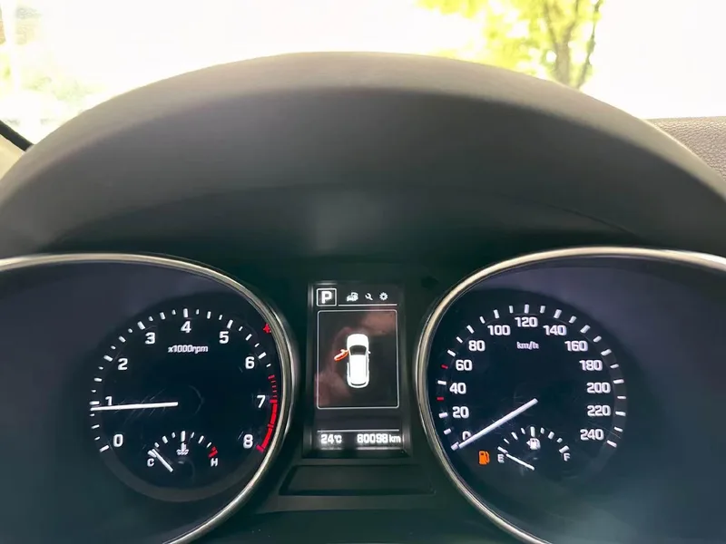 Hyundai Santa Fe 2017 2.0T Автоматический двухприводный интеллектуальный тип 7 Кресло интерьер фото 6 Hyundai Santa Fe 2017 2.0T Автоматический двухприводный интеллектуальный тип 7 Кресло интерьер фото 6