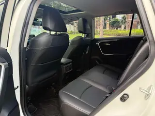 Toyota RAV4 2020 2.0L CVT Mode à deux roues motrices Plus Version intérieur photo 8 Toyota RAV4 2020 2.0L CVT Mode à deux roues motrices Plus Version intérieur photo 8