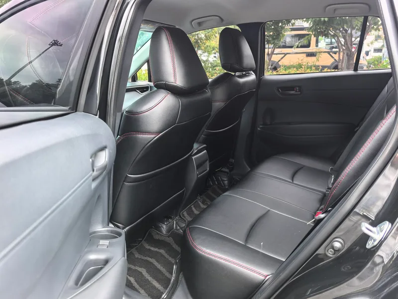 Toyota Corolla Cross 2024 2.0L CVT Pioneer Edition interior photo 9 Toyota Corolla Cross 2024 2.0L CVT Pioneer Edition interior photo 9