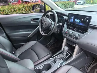 Toyota Corolla Cross 2024 2.0L CVT Pioneer Edition interior photo 14 Toyota Corolla Cross 2024 2.0L CVT Pioneer Edition interior photo 14