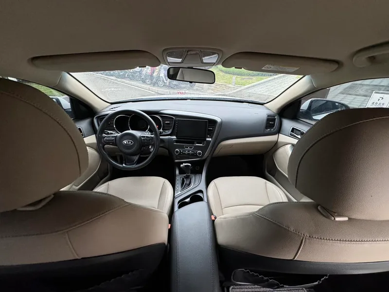 Kia K5 2015 2.0L Automatic GL exterior photo 9 Kia K5 2015 2.0L Automatic GL exterior photo 9
