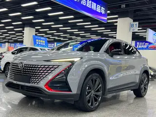 Changan UNI-T 2020 1.5T Flagship exterior photo 1 Changan UNI-T 2020 1.5T Flagship exterior photo 1