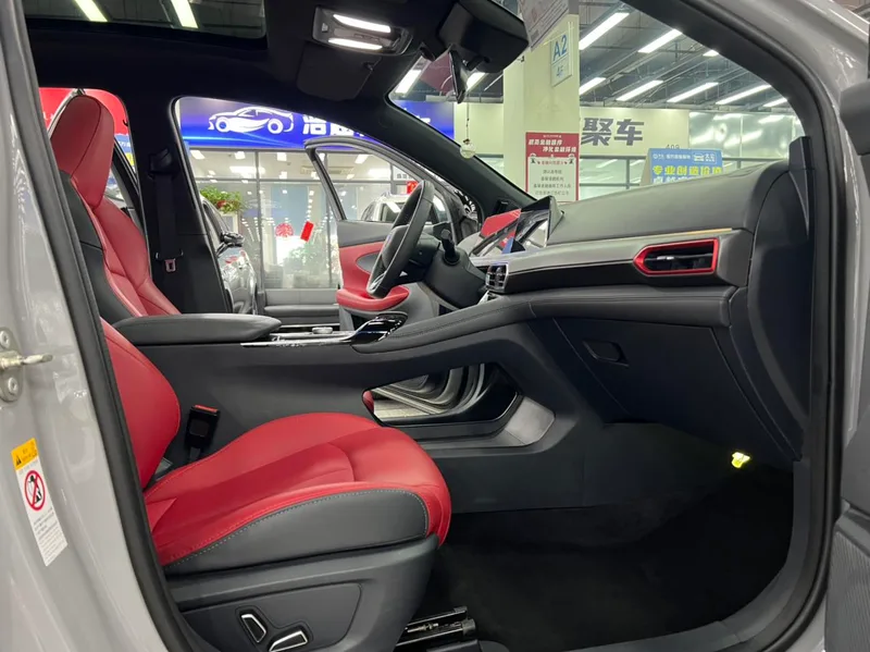 Changan UNI-T 2020 1.5T Flagship exterior photo 7 Changan UNI-T 2020 1.5T Flagship exterior photo 7