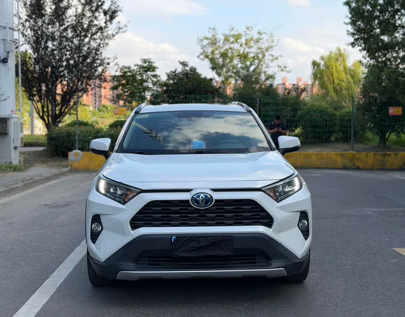 Toyota RAV4 2021 Dual Power 2.5L CVT Four-wheel drive elite Plus version exterior photo 2 Toyota RAV4 2021 Dual Power 2.5L CVT Four-wheel drive elite Plus version exterior photo 2