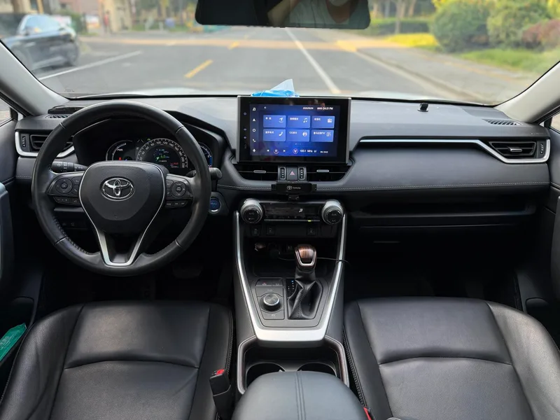 Toyota RAV4 2021 Dual Power 2.5L CVT Four-wheel drive elite Plus version exterior photo 4 Toyota RAV4 2021 Dual Power 2.5L CVT Four-wheel drive elite Plus version exterior photo 4