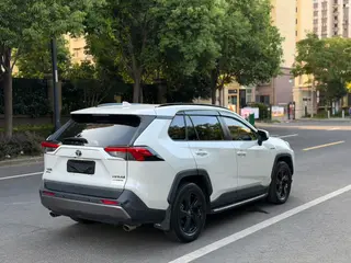 Toyota RAV4 2021 Dual Power 2.5L CVT Four-wheel drive elite Plus version interior photo 20 Toyota RAV4 2021 Dual Power 2.5L CVT Four-wheel drive elite Plus version interior photo 20