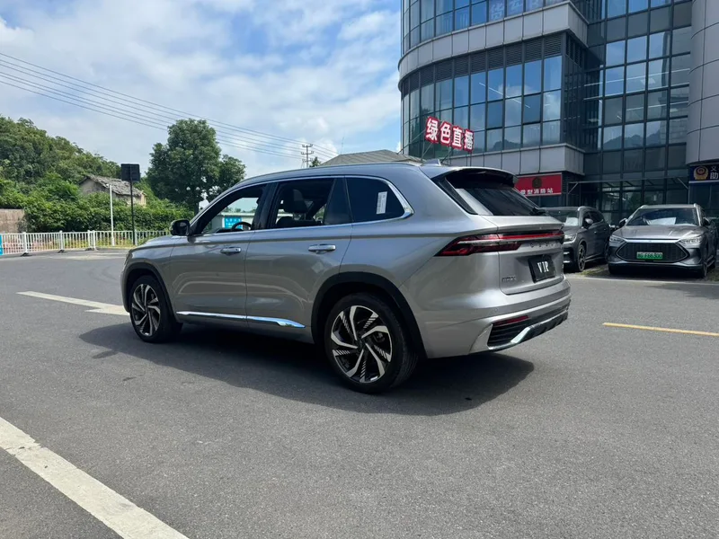 Geely Monjaro 2024 2.0TD High-power automatic two-wheel drive skyline version exterior photo 8 Geely Monjaro 2024 2.0TD High-power automatic two-wheel drive skyline version exterior photo 8