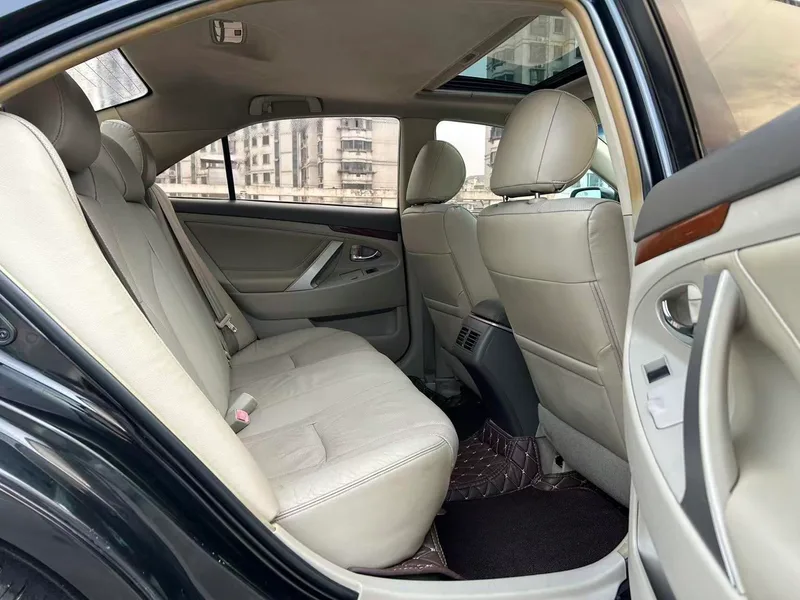 Toyota Camry 2013 200G Classic Deluxe Edition interior photo 16 Toyota Camry 2013 200G Classic Deluxe Edition interior photo 16
