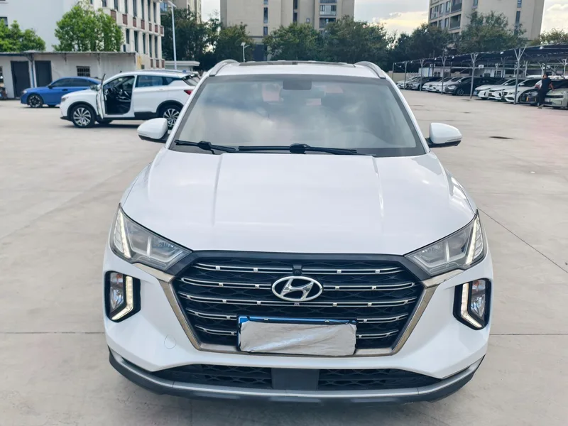 Hyundai Tucson 2020 280TGDi Dual-clutch two-drive smart joint version Country VI exterior photo 2 Hyundai Tucson 2020 280TGDi Dual-clutch two-drive smart joint version Country VI exterior photo 2