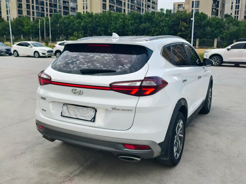 Hyundai Tucson 2020 280TGDi Dual-clutch two-drive smart joint version Country VI exterior photo 5 Hyundai Tucson 2020 280TGDi Dual-clutch two-drive smart joint version Country VI exterior photo 5