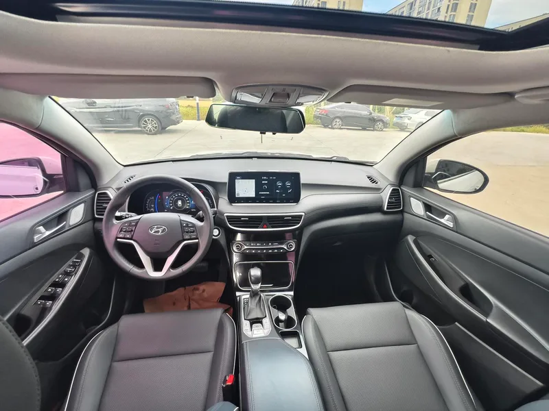 Hyundai Tucson 2020 280TGDi Dual-clutch two-drive smart joint version Country VI interior photo 13 Hyundai Tucson 2020 280TGDi Dual-clutch two-drive smart joint version Country VI interior photo 13