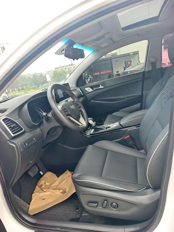 Hyundai Tucson 2020 280TGDi Dual-clutch two-drive smart joint version Country VI interior photo 15 Hyundai Tucson 2020 280TGDi Dual-clutch two-drive smart joint version Country VI interior photo 15
