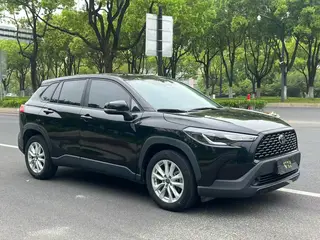 Toyota Corolla Cross 2023 2.0L CVT Version d'élite extérieur photo 3 Toyota Corolla Cross 2023 2.0L CVT Version d'élite extérieur photo 3