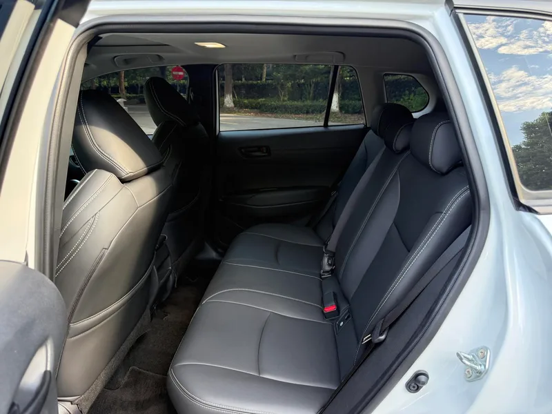 Toyota Frontlander 2024 2.0L Intelligent electric hybrid double engine Leading Edition interior photo 9 Toyota Frontlander 2024 2.0L Intelligent electric hybrid double engine Leading Edition interior photo 9