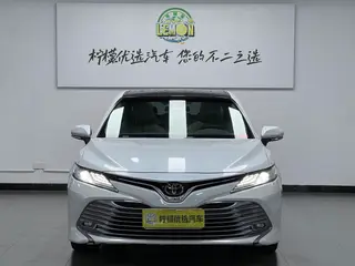 Toyota Camry 2019 2.5G Luxury Edition Country VI exterior photo 3 Toyota Camry 2019 2.5G Luxury Edition Country VI exterior photo 3