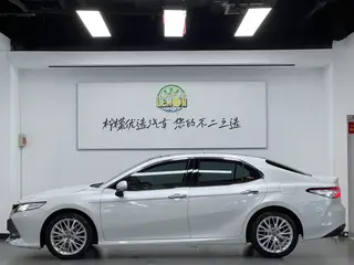 Toyota Camry 2019 2.5G Luxury Edition Country VI exterior photo 5 Toyota Camry 2019 2.5G Luxury Edition Country VI exterior photo 5