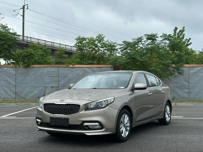 Kia K4 2014 1.8L Automatic GLS exterior photo 1 Kia K4 2014 1.8L Automatic GLS exterior photo 1