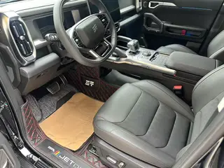 Jetour T2 2023 2.0TD Four-wheel drive Conquer PRO interior photo 7 Jetour T2 2023 2.0TD Four-wheel drive Conquer PRO interior photo 7