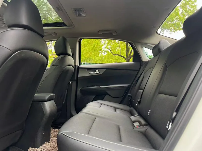 Kia K3 2021 1.5L IVT Youth Edition interior photo 12 Kia K3 2021 1.5L IVT Youth Edition interior photo 12