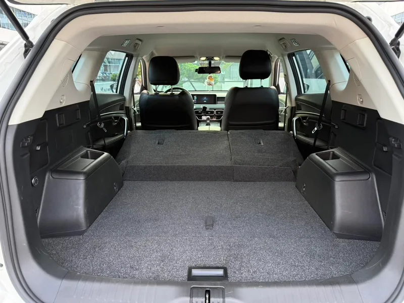 Jetour X70 PLUS 2021 1.5T 6MT wind 5 seat interior photo 14 Jetour X70 PLUS 2021 1.5T 6MT wind 5 seat interior photo 14