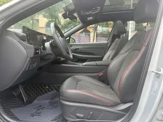 Hyundai Sonata 2024 2.0T N Line Pro interior photo 11 Hyundai Sonata 2024 2.0T N Line Pro interior photo 11