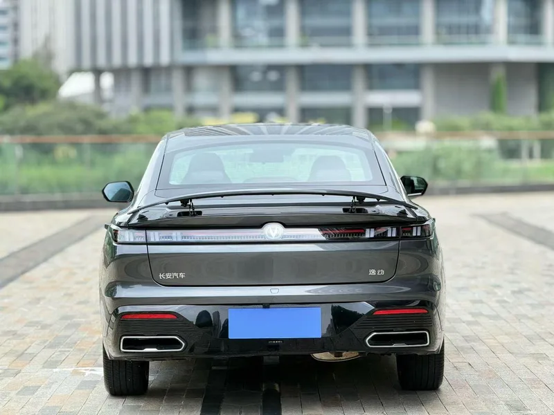 Changan Eado 2026 Fourth generation 1.5T DCT 500Bar Smart Enjoyment exterior photo 4 Changan Eado 2026 Fourth generation 1.5T DCT 500Bar Smart Enjoyment exterior photo 4