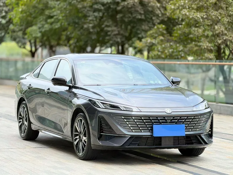 Changan Eado 2026 Fourth generation 1.5T DCT 500Bar Smart Enjoyment exterior photo 5 Changan Eado 2026 Fourth generation 1.5T DCT 500Bar Smart Enjoyment exterior photo 5