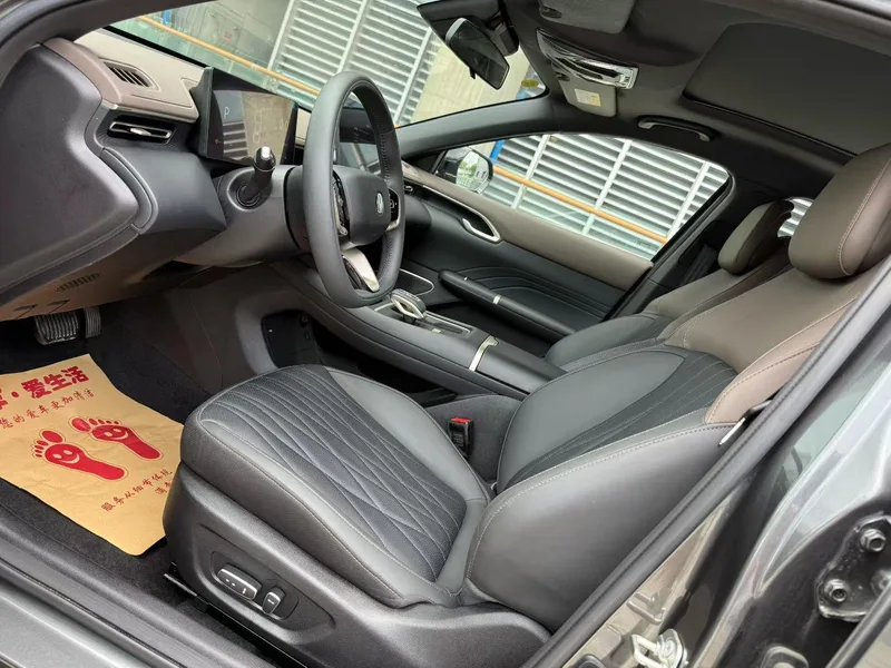 Changan Eado 2026 Fourth generation 1.5T DCT 500Bar Smart Enjoyment interior photo 7 Changan Eado 2026 Fourth generation 1.5T DCT 500Bar Smart Enjoyment interior photo 7