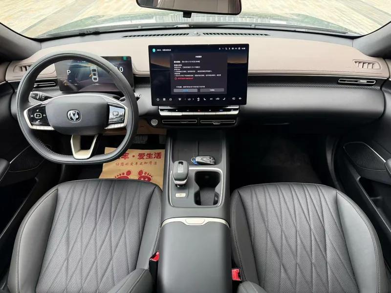Changan Eado 2026 Fourth generation 1.5T DCT 500Bar Smart Enjoyment interior photo 9 Changan Eado 2026 Fourth generation 1.5T DCT 500Bar Smart Enjoyment interior photo 9