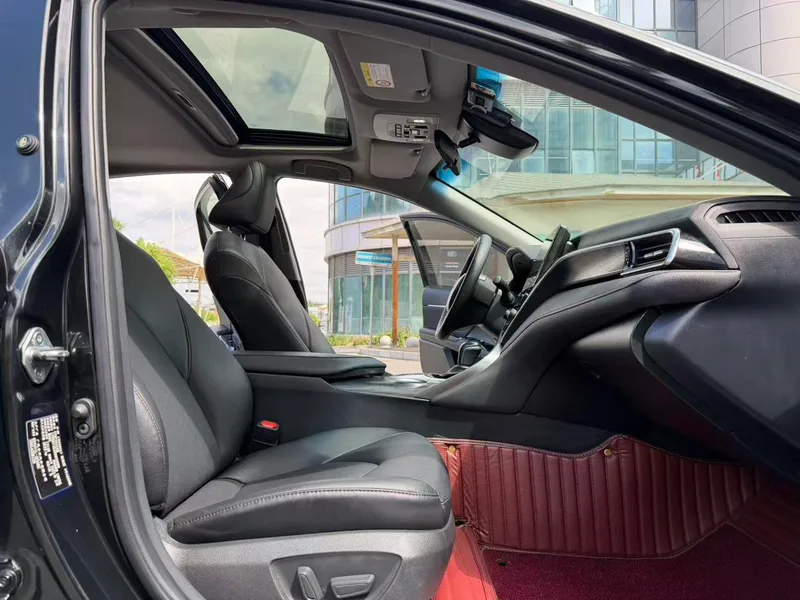 Toyota Camry 2021 2.0G Luxury Edition interior photo 13 Toyota Camry 2021 2.0G Luxury Edition interior photo 13