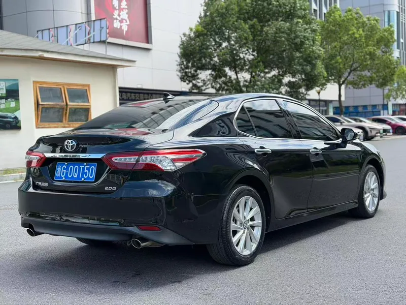 Toyota Camry 2021 2.0G Luxury Edition interior photo 16 Toyota Camry 2021 2.0G Luxury Edition interior photo 16