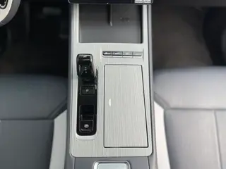 Geely Boyue L 2024 1.5TD DCT Premium Edition interior photo 17 Geely Boyue L 2024 1.5TD DCT Premium Edition interior photo 17