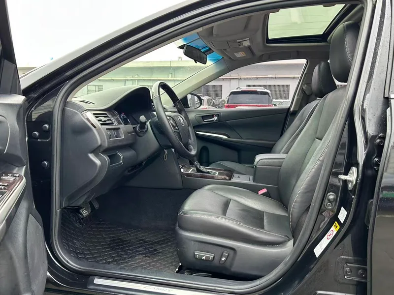 Toyota Camry 2016 2.0G 10th Anniversary Leading Edition interior photo 13 Toyota Camry 2016 2.0G 10th Anniversary Leading Edition interior photo 13